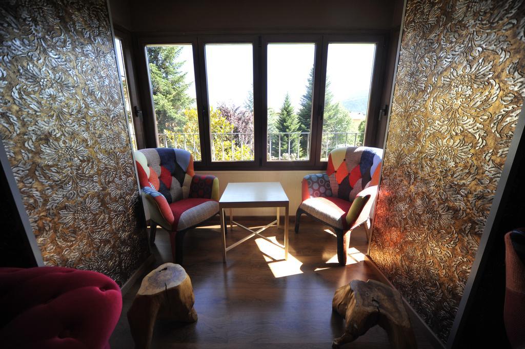 Hostal Vall D'Aneu By Arcas & Sambola إيستيري دانو المظهر الخارجي الصورة