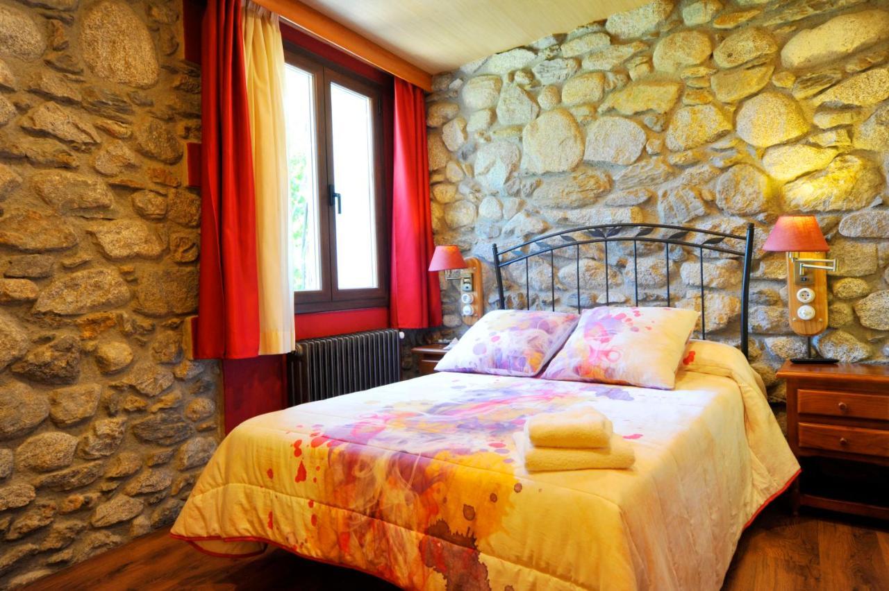Hostal Vall D'Aneu By Arcas & Sambola إيستيري دانو المظهر الخارجي الصورة