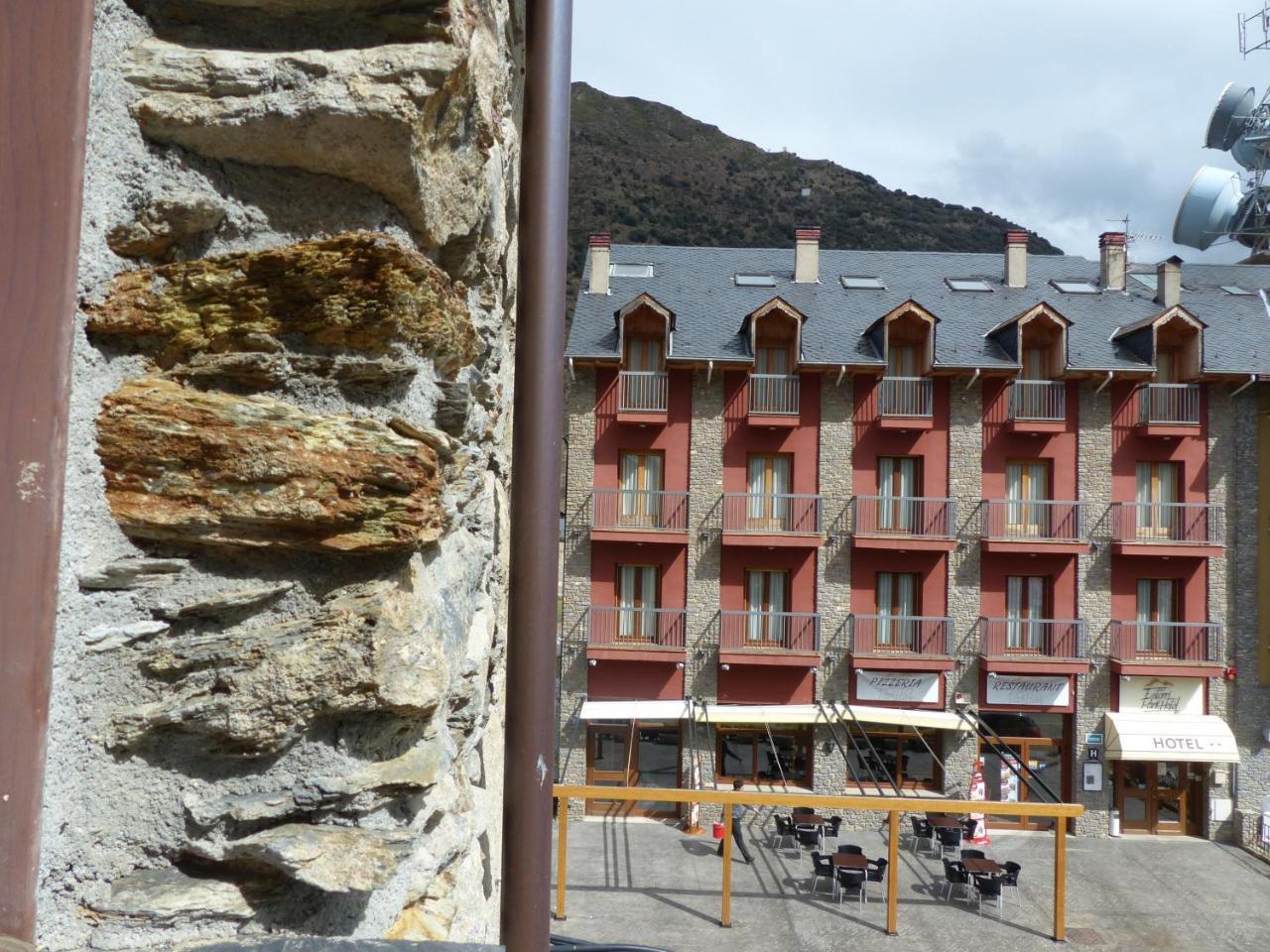 Hostal Vall D'Aneu By Arcas & Sambola إيستيري دانو المظهر الخارجي الصورة